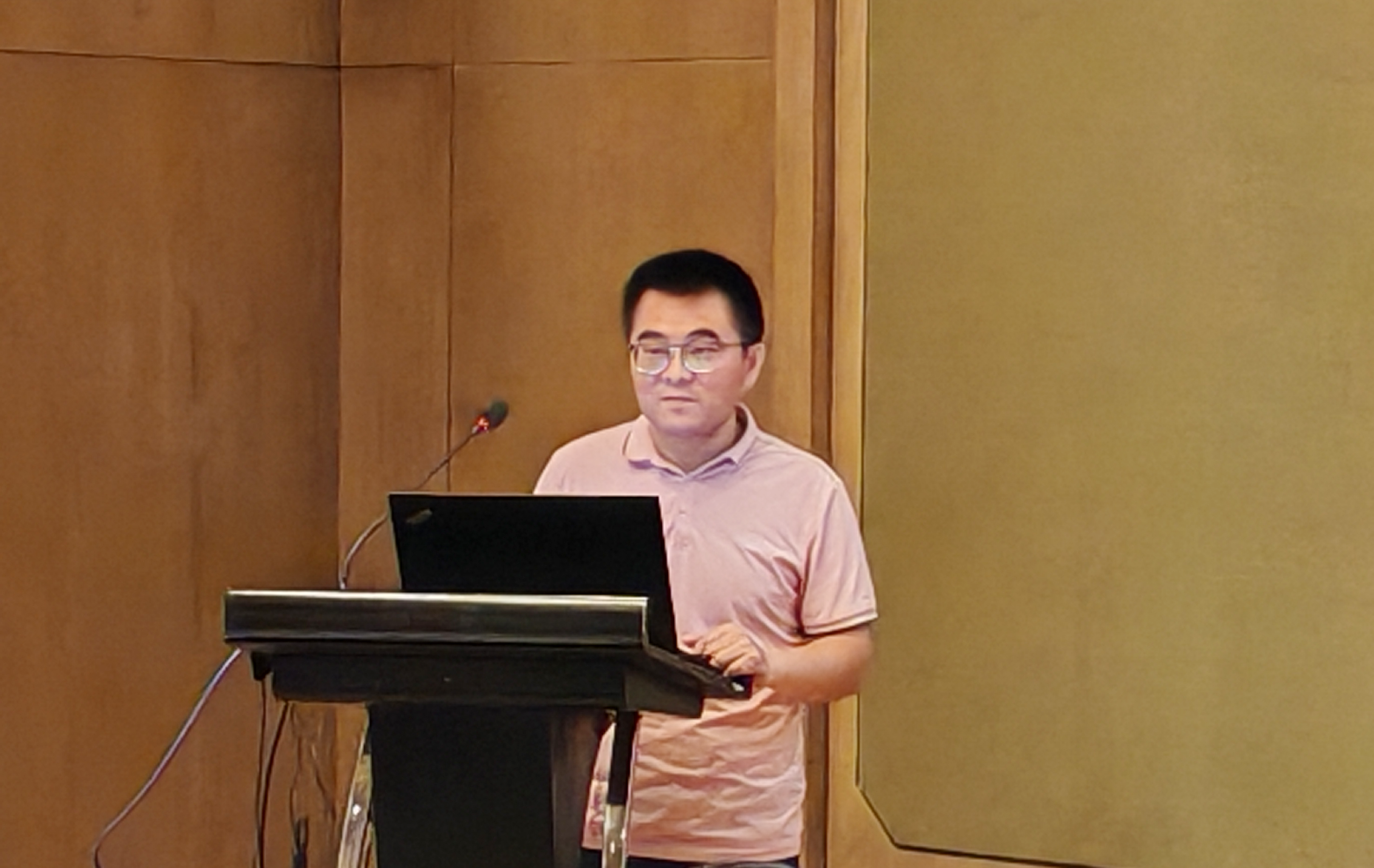 山大華天在第八屆電能質量會議上發(fā)表精彩演講